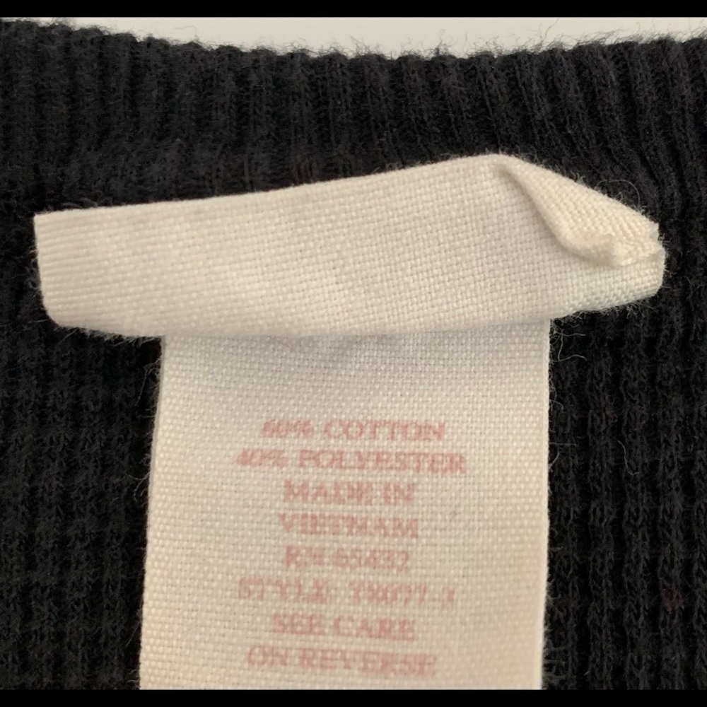 Blu Chic Black Thermal Top, Size L (Junior) - Picture 6 of 7